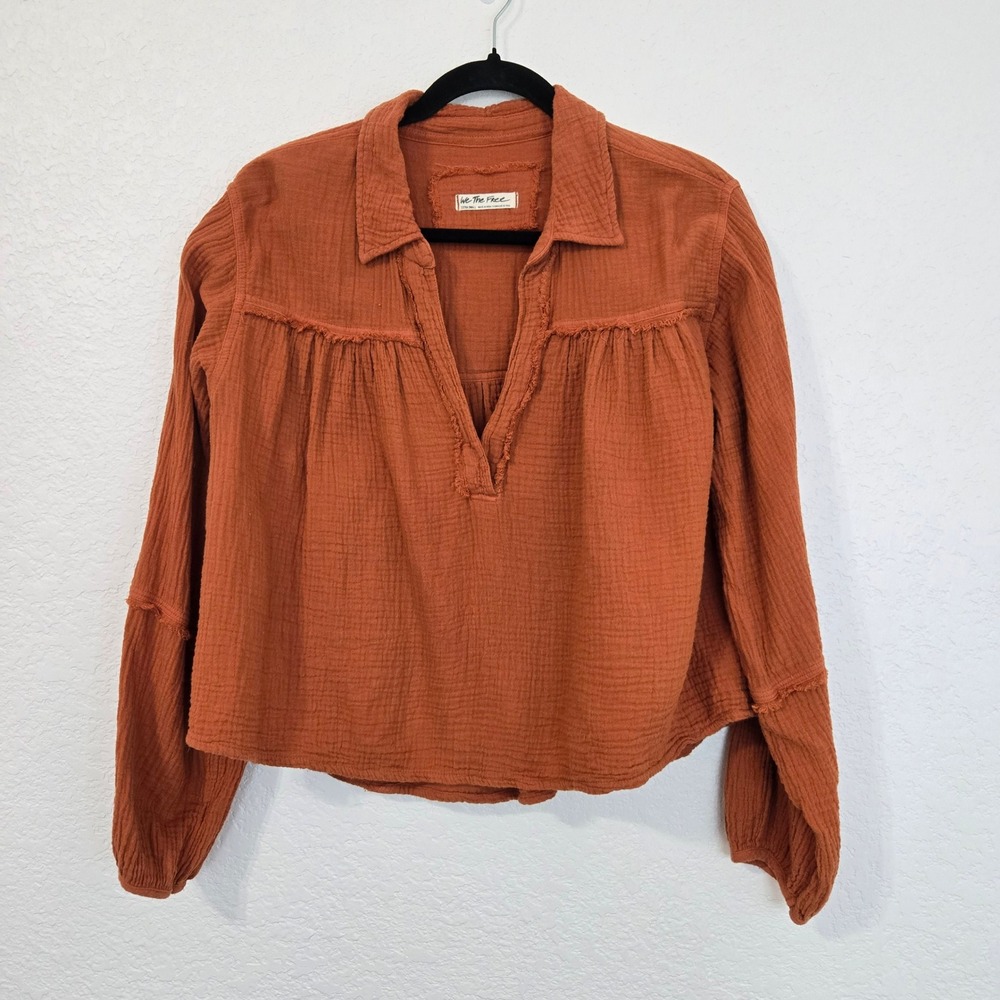 We The Free Cropped Gauze Shirt Rust Orange Long Sleeve V Neck Raw Hem XS‎